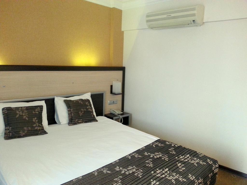 Hotel Ismira Izmir Exteriör bild